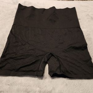 SzL Black Shapewear Shorts